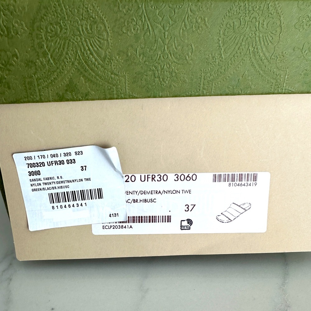 Gucci Padded Slide Sandals - Picture 8 of 8